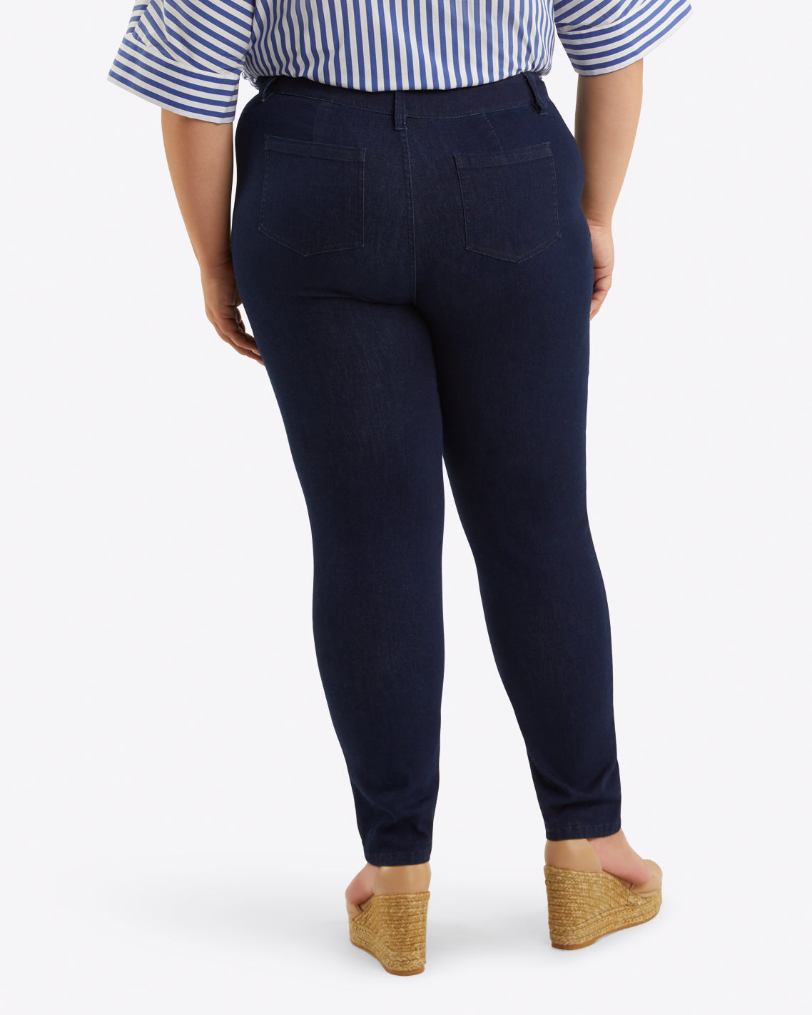 Mid-Rise Slim Jeans in Dark Wash
